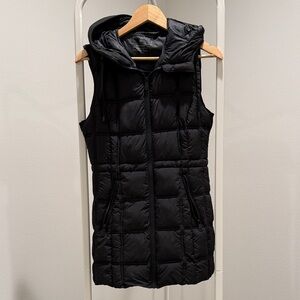 Bernardo Women's Black Box Quilted Anorak Vest with hood Size XS